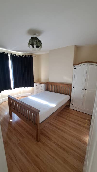 Double room in North Watford Main Photo