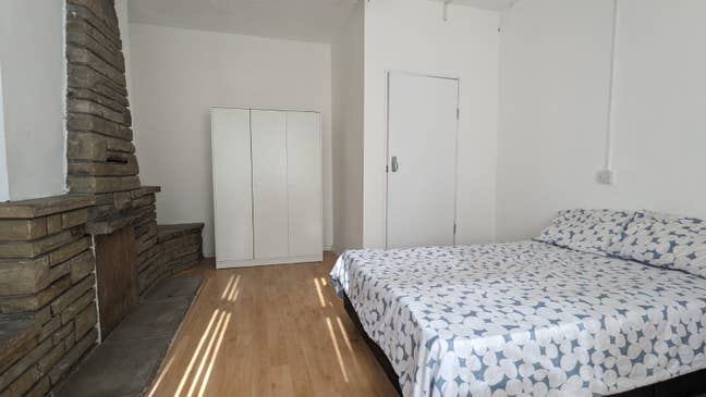 Big Rooms in Dollis Hill NW10 1Bn Main Photo