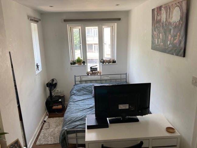 Double Room in New Cross Main Photo
