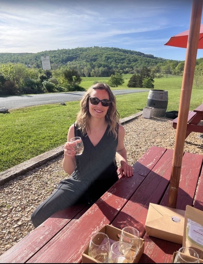 Female prof seeking double room- flexible dates Main Photo