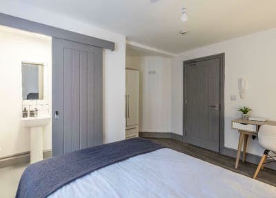 *Stylish 1-Bed Flatshare close to Carlisle City Ce Main Photo