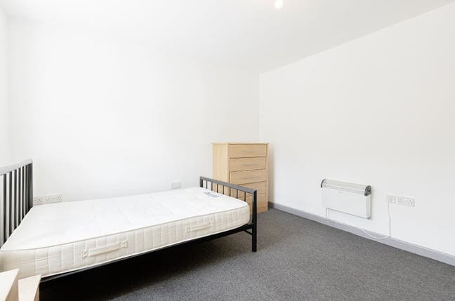  Furnished 2–7-bedroom flatshares: Ideal for stude Main Photo