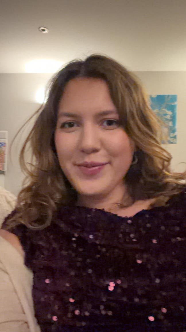 23 y/o girl looking for house share  Main Photo