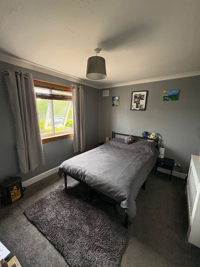 Spacious Double Room Available (Aug-Sept) Main Photo