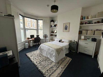 2 large double rooms in Hackney Central Main Photo
