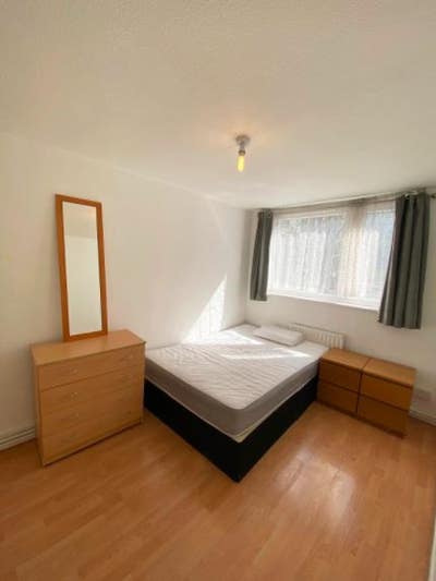 🍁 2 rooms in 4bed house + garden  - September Main Photo