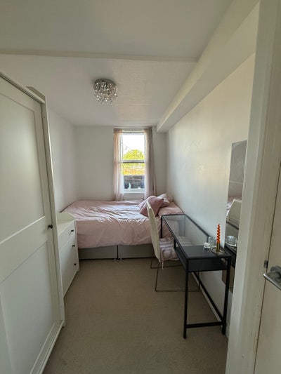 *Looking for female flatmate* Westbourne Grove  Main Photo