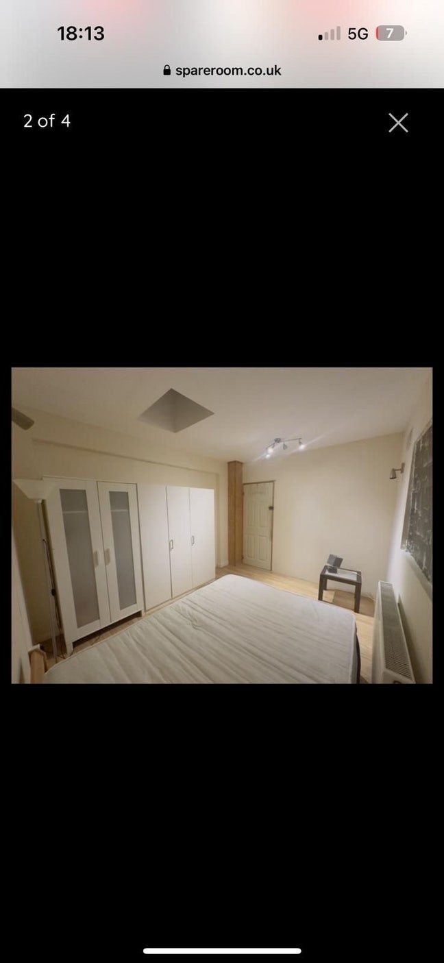 Comfortable double room available with kitchen  Main Photo