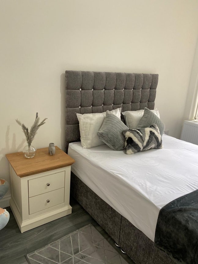 Ensuite room – Manchester M12 (Refurbished House) Main Photo
