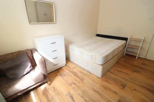 Lovely 3 Rooms in Mudchute - E14🌿/Aug-Sep Move In Main Photo