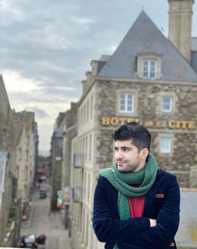 Hi, my name is Bahram. Currently based in Oxf... Main Photo