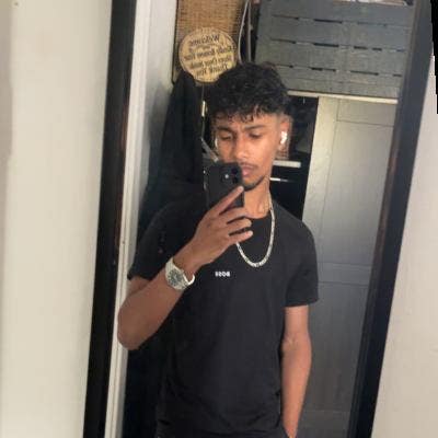 Student Male seeks a single or double room Main Photo
