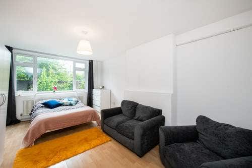  🔥 2 Rooms in Battersea Power Station Main Photo