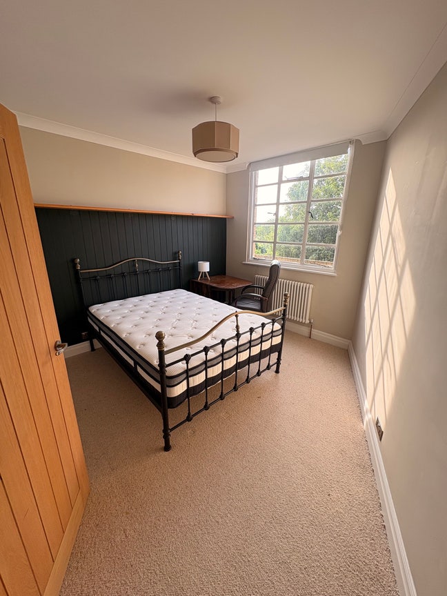 Double Room in Blackheath Village Main Photo