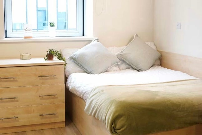 Trinity Square Private Studio (Zero Deposit) Main Photo