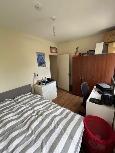 Cozy furnished room in north Islington! Main Photo