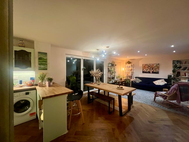 Summer sublet - large rooms Bethnal Green  Main Photo