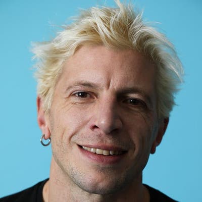 Berlin-based Dutch actor seeking room for Aug! Main Photo