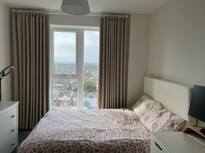     Double Room + Private Bathroom | &pound;1100 pcm Main Photo