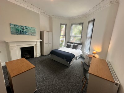 One Double Room Available Now! 🥳 Main Photo