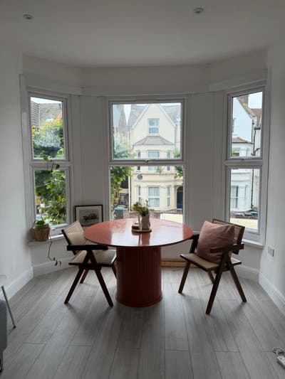 Double room available in lovely Green Lanes flat Main Photo