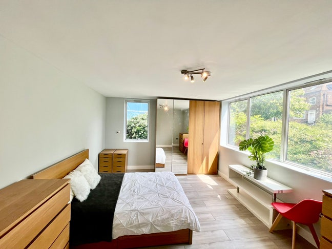 3 Amazing Rooms near St Johns wood Main Photo