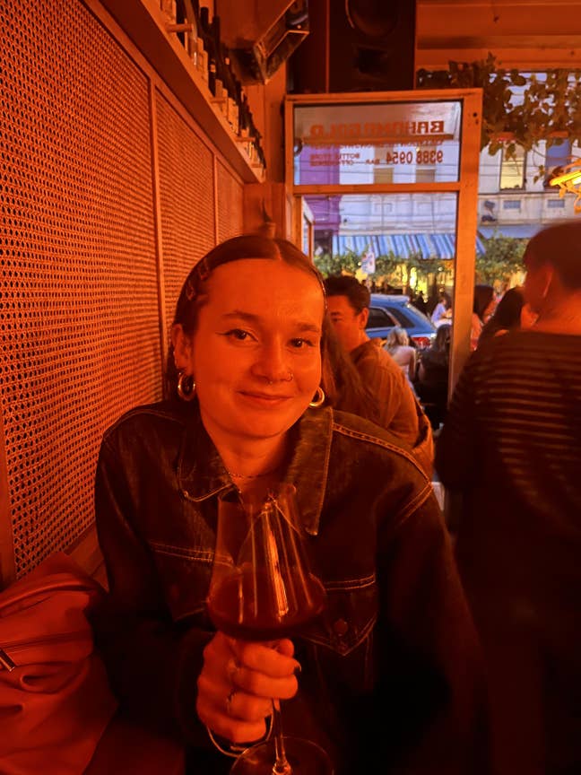 Looking for a room around QMU. Main Photo
