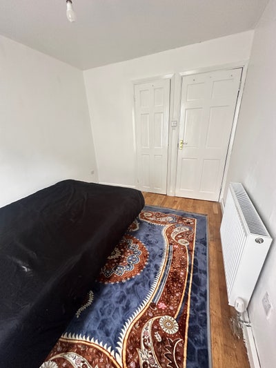🏡 Room Available – Bright & Spacious Double Room Main Photo