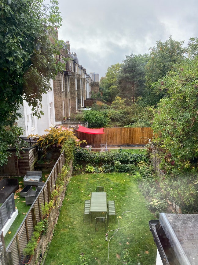 Quiet, large & green room in NW1 / 880&pound; per month Main Photo