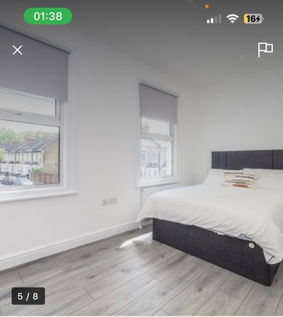Spacious Double Room with En-suite Main Photo