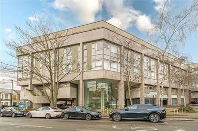 Bright Furnished Studio Flat – Hounslow  Main Photo