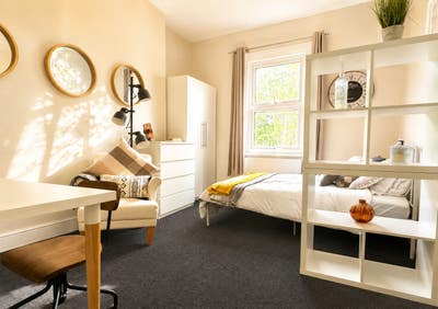 Beautiful Executive House Share Main Photo