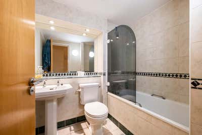 🏙️ Huge Room in Aldgate Main Photo