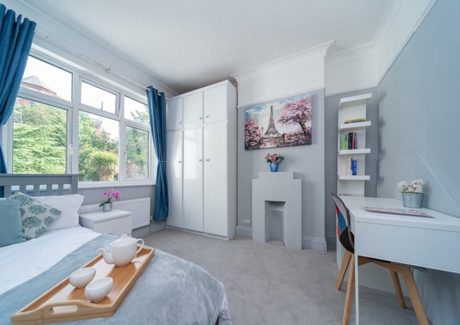 Double Rooms in Sutton (6Cam) Main Photo