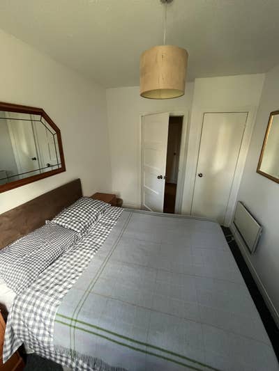 Fringe Double Room Available in Leith Main Photo