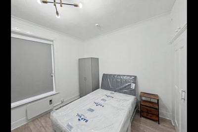 Freshly Refurbished Unit in the Heart of Maidstone Main Photo