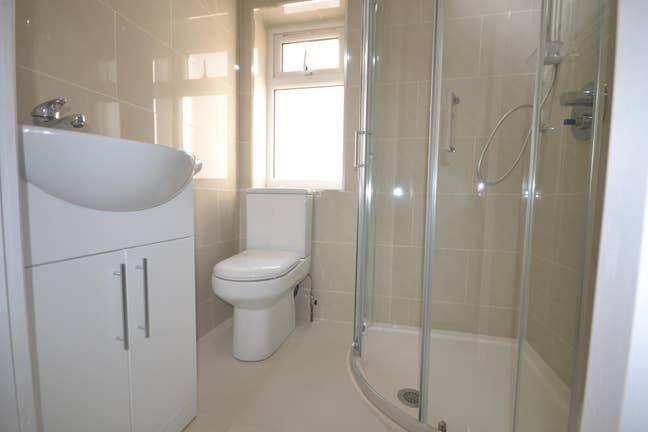 Modern Double Room to Rent Edgware - All Bills Inc Main Photo