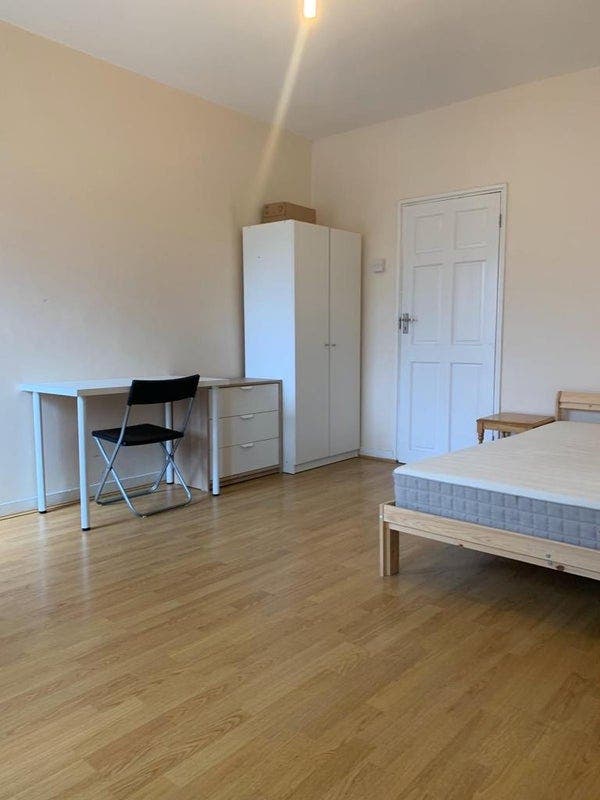 Large Double Room with Private Balcony  Main Photo
