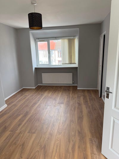 Single room to rent  Main Photo