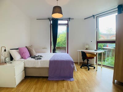 ✨Spacious Room with Private Garden✨ Main Photo