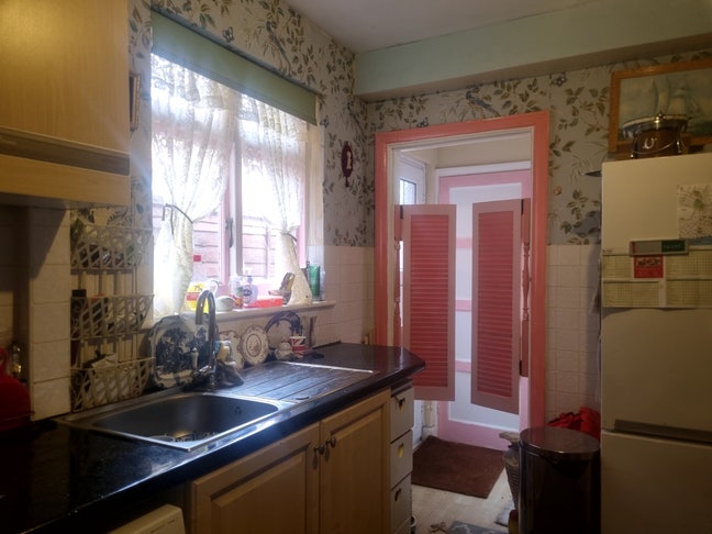 Bright Single Room- Eastbourne  Main Photo