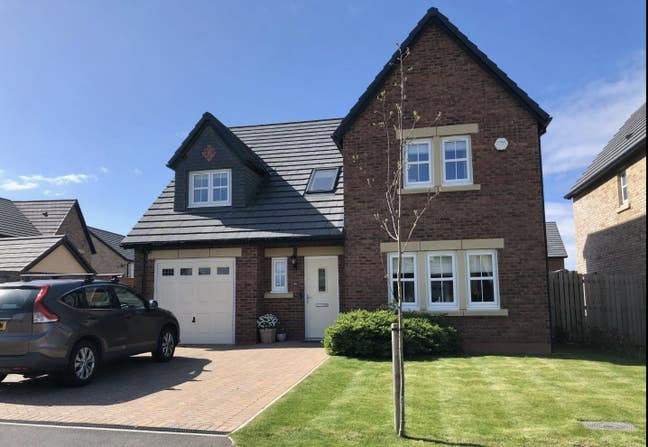 Double Room + Private Bathroom – Sole Lodger Main Photo