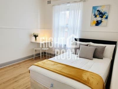 +Stunning 1 Bed Available in Kings Cross Bill Inc+ Main Photo