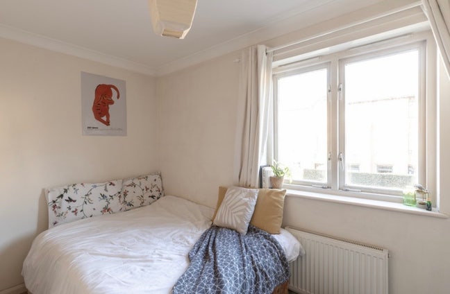 Double Room available in Stockwell/Oval Main Photo