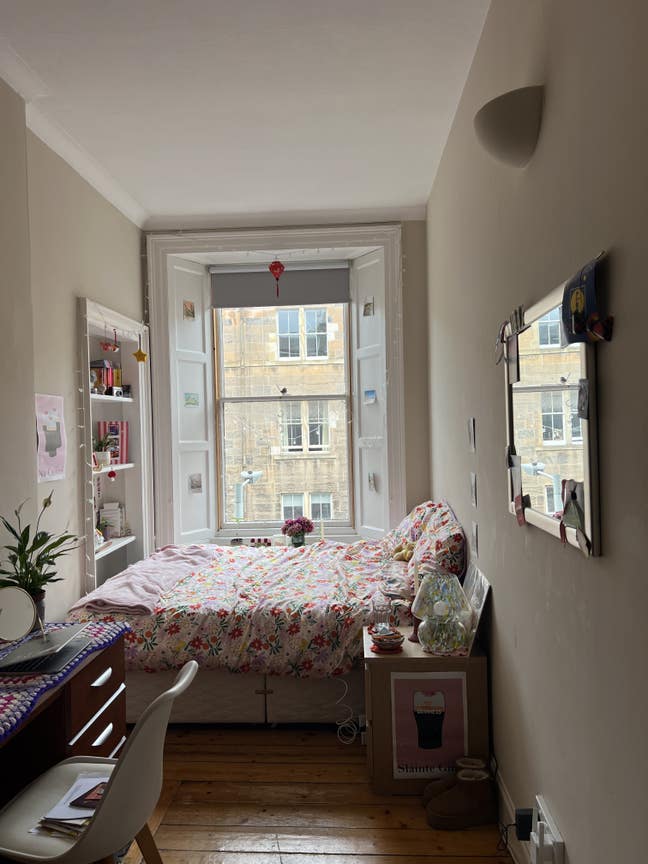 Bright double room in friendly Newington flat 💐 Main Photo