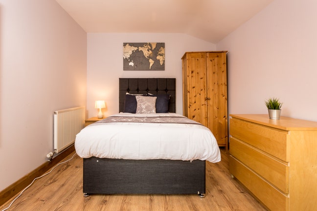 Modern Double Room on Kendal Way, CB4 (43KW4) Main Photo