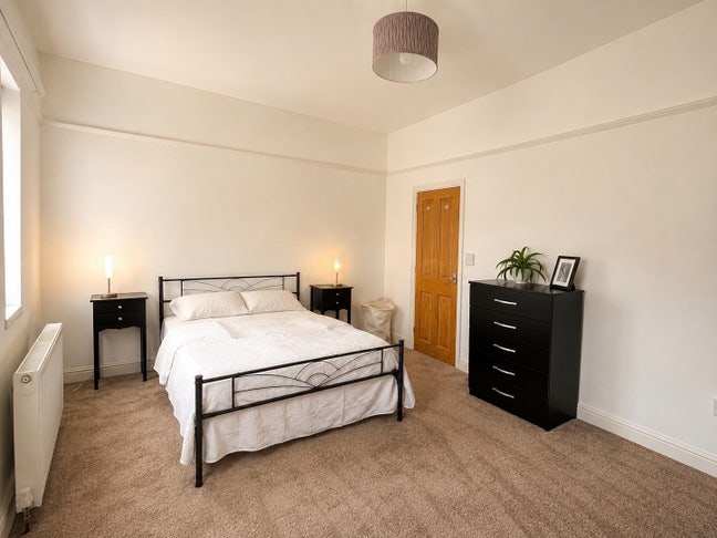 Beautiful Victorian home, recently modernised  Main Photo