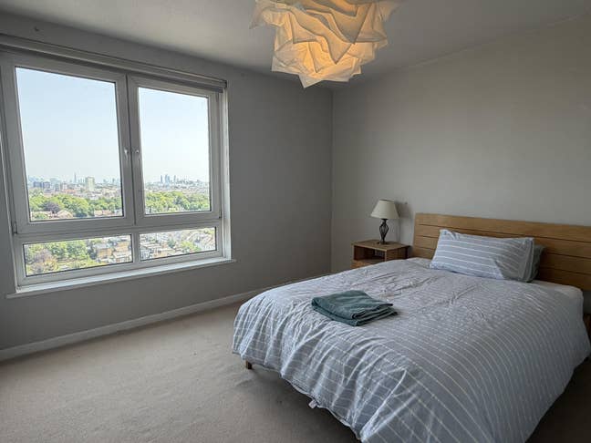 Double room available for rent in Fulham Main Photo