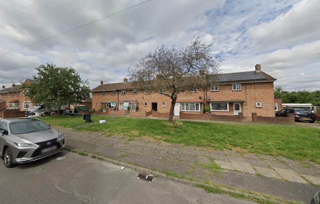 DSS - Studio Flat Available in West Drayton UB7 Main Photo