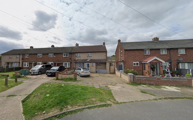 DSS - Studio Flat Available in West Drayton UB7 Main Photo